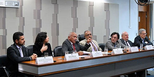 Reforma da Previdência tira dos pobres e é inconstitucional